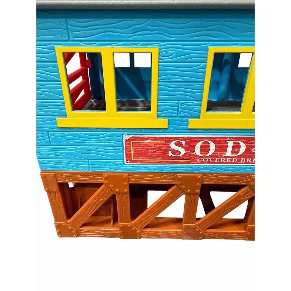 Thomas & Friends Take Along Sodor Covered Bridge 2007 Learning Curve - Picture 10 of 12